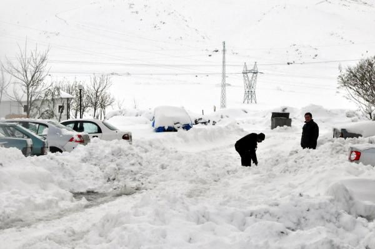 Sivas\'ta 206 Köy Yolu Kardan Kapandı (2)