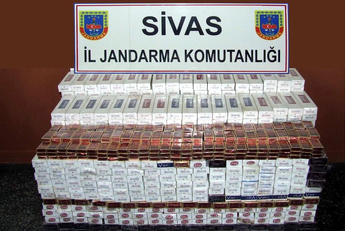 Sivas\'ta 8 Bin Paket Kaçak Sigara Yakalandı