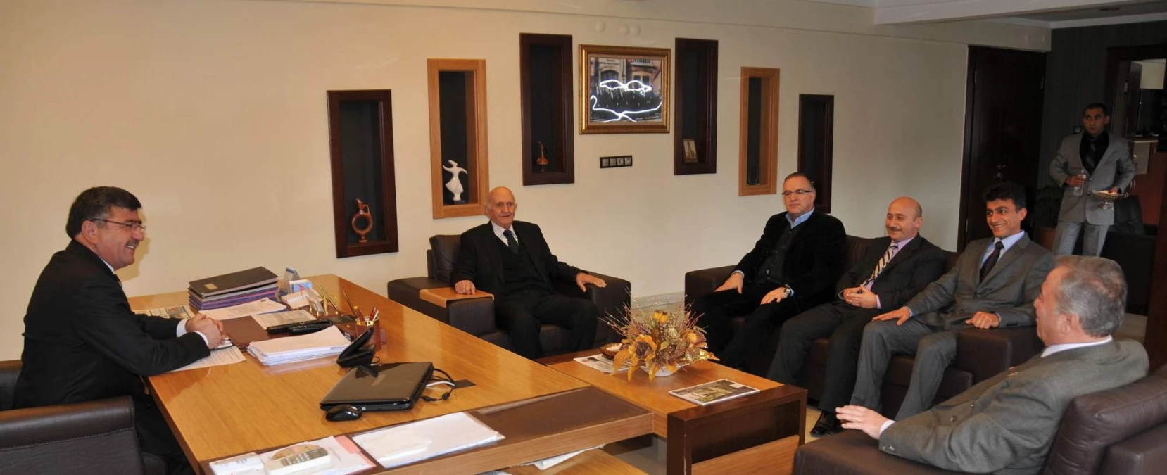 TSK Güçlendirme Vakfından Belediye Başkanı Akdoğan\'a Ziyaret
