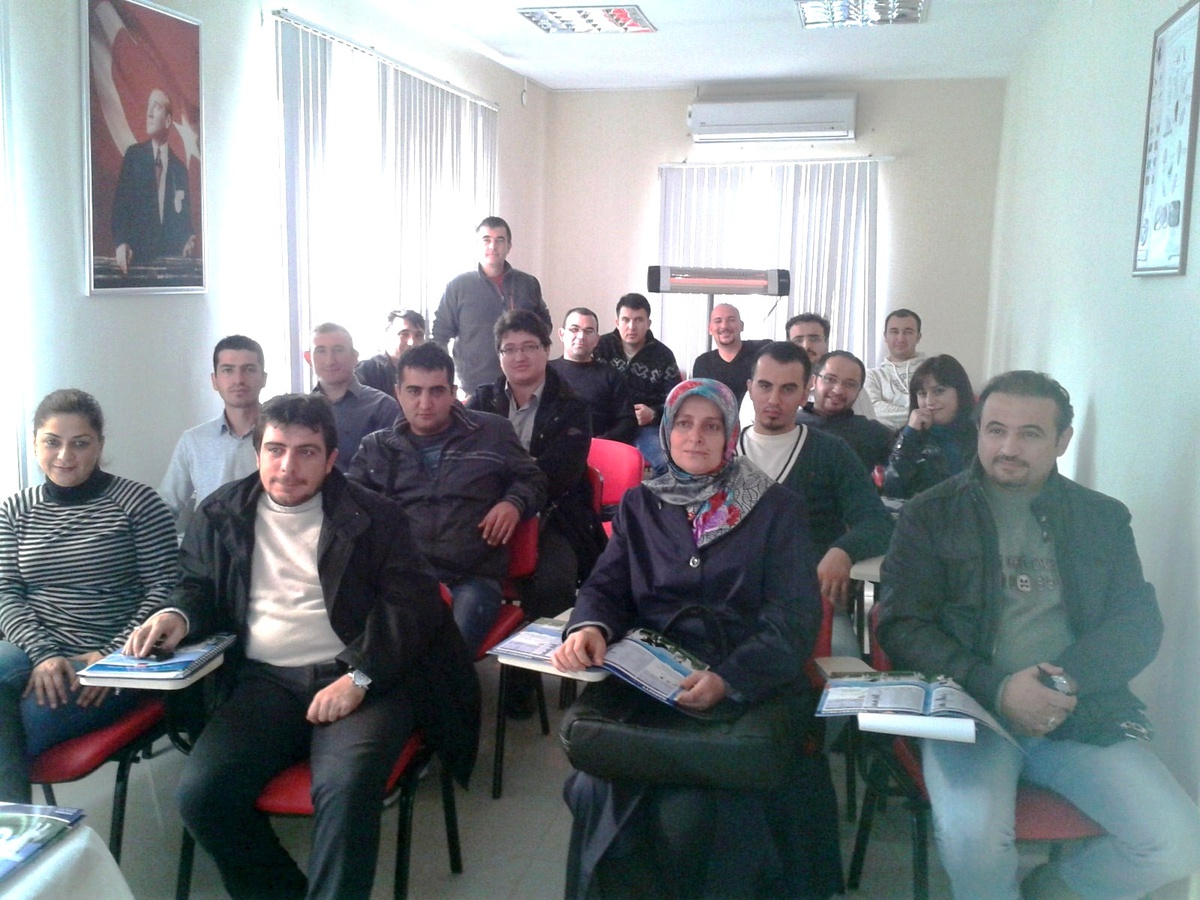 Veterinerlere Uygulamalı Seminer Verildi