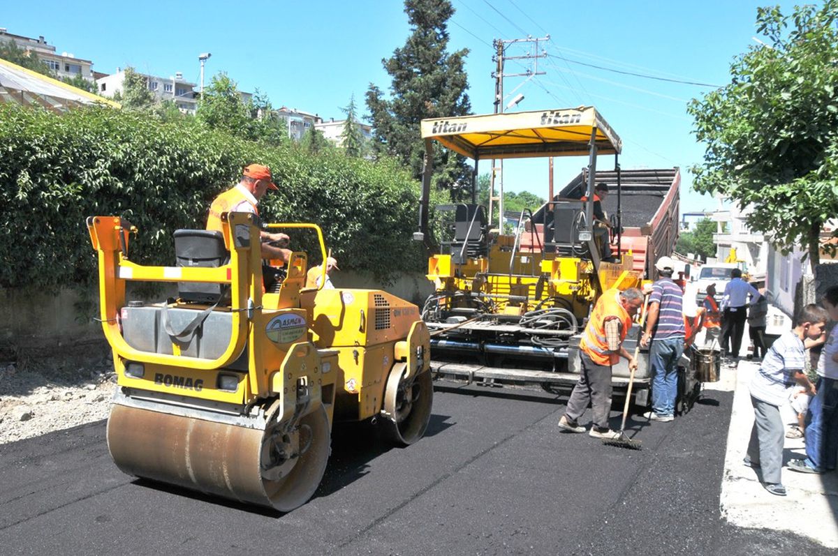 350 Sokağa 100 Bin Ton Asfalt