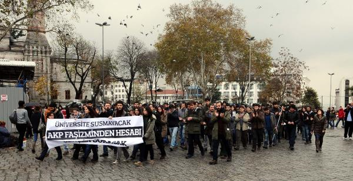 Beyazıt\'ta ODTÜ Protestosu