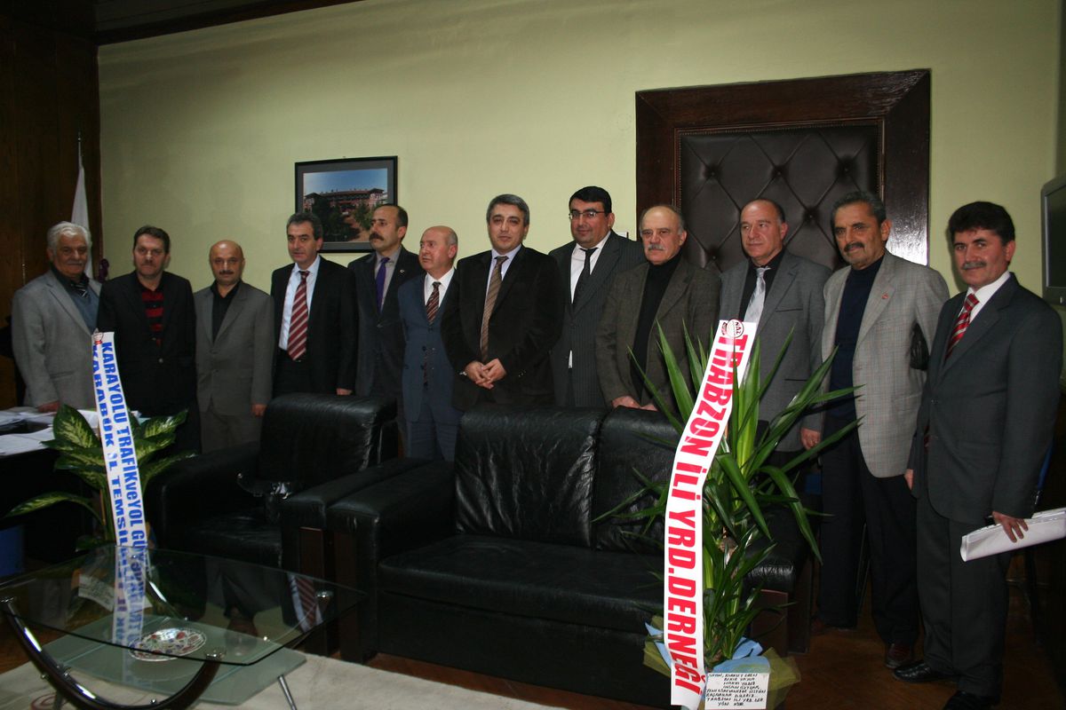 Dernek Başkanlarından, Kamu Hastaneleri Birliği Genel Sekreteri Korkut Eren\'e Ziyaret