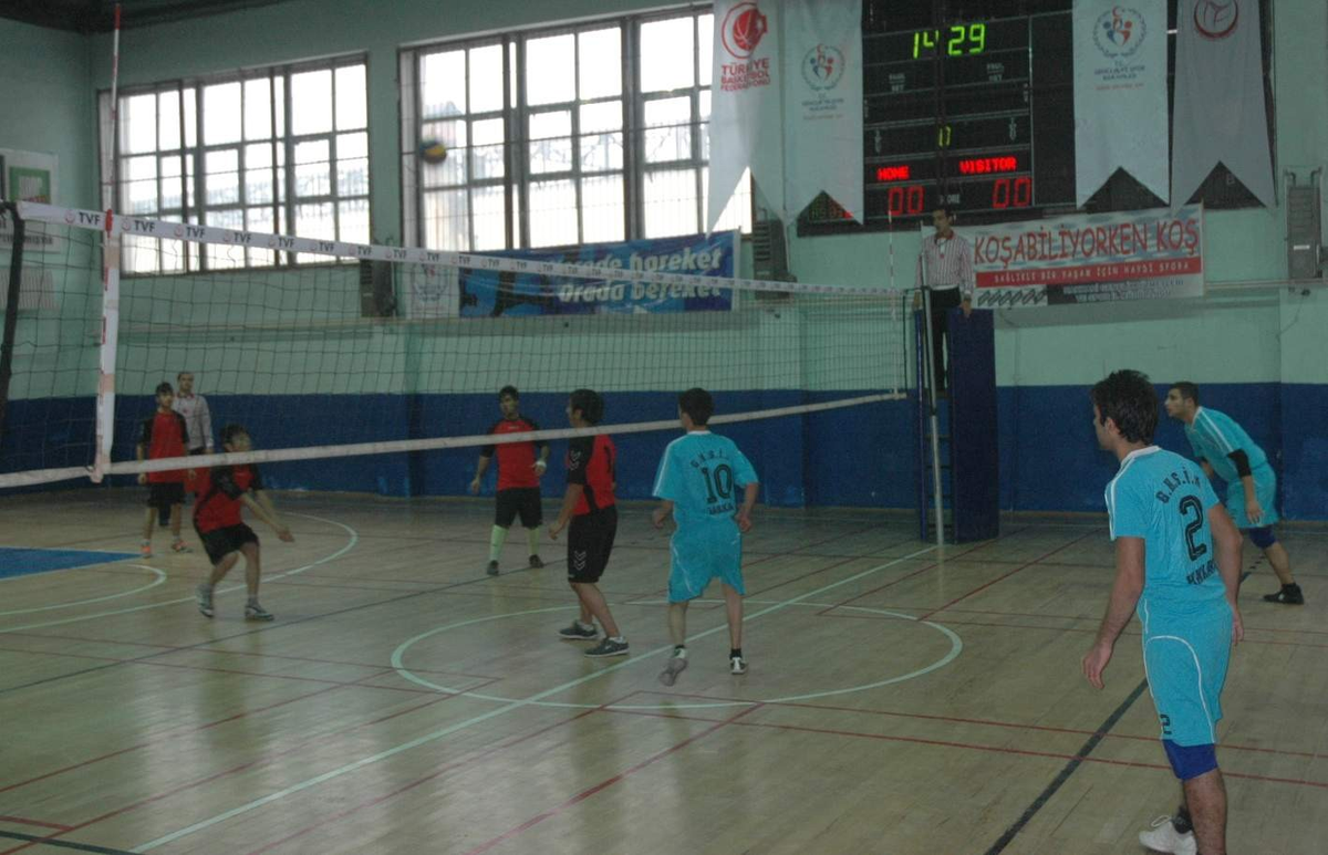 Hakkari\'de Voleybol Turnuvası