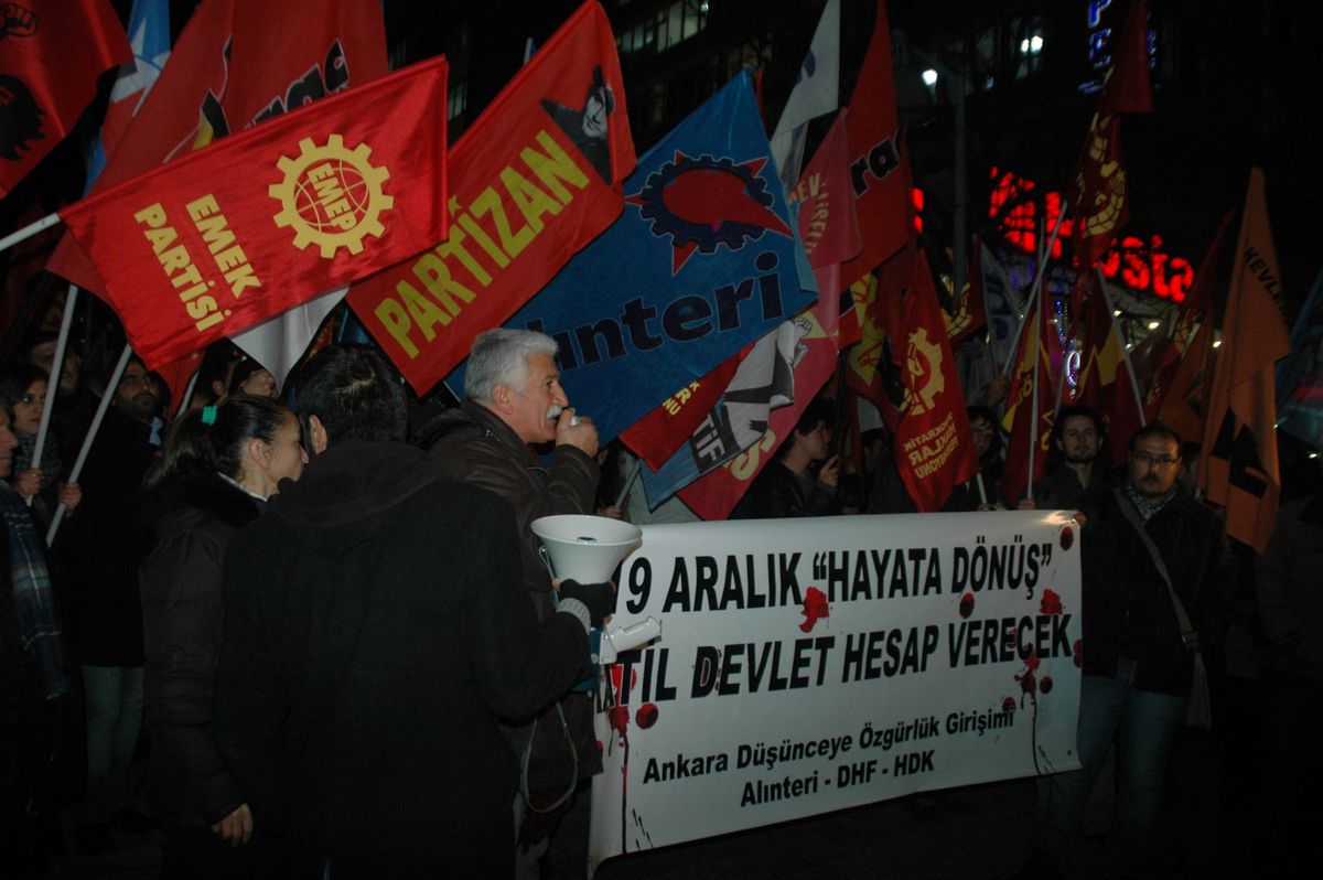 "Hayata Dönüş" Operasyonlarını Yıldönümünde Protesto Ettiler