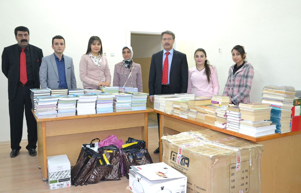 Hilvan\'da Köy Okuluna Yardım Kampanyası