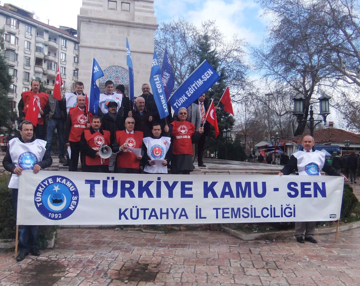 Kamu-Sen Üyelerinden 3+3\'lük Zamma Tepki