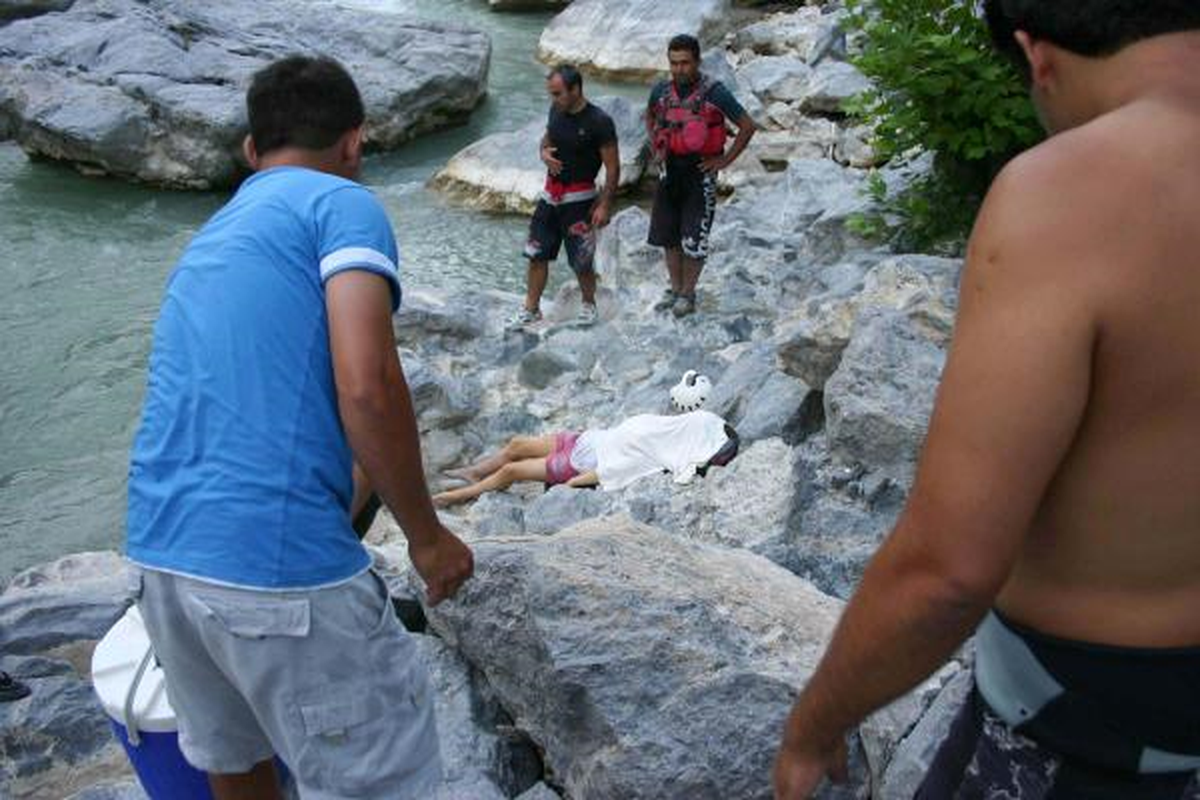 Kızını Rafting Kazasında Kaybeden İngiliz Baba Mahkemede Konuştu