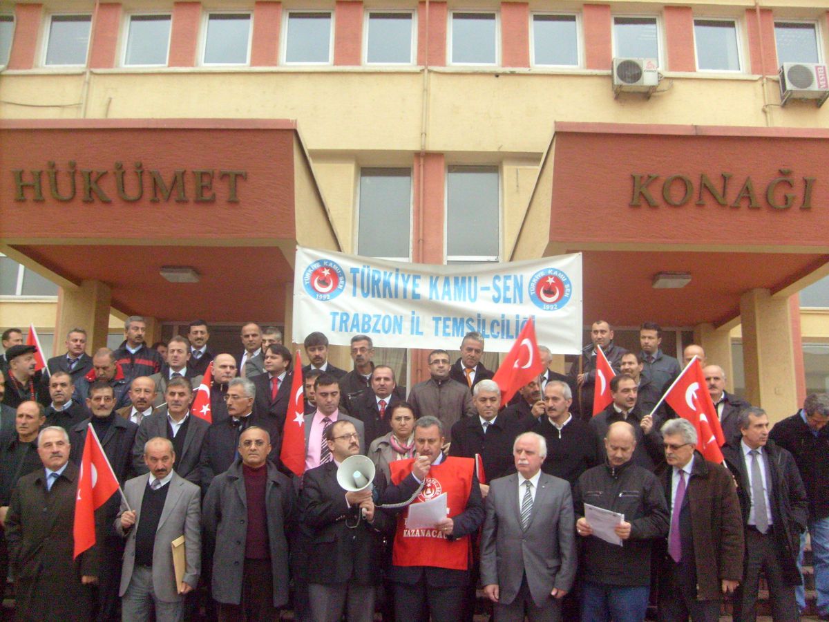 Memurların Hükümetten Zam Talebi