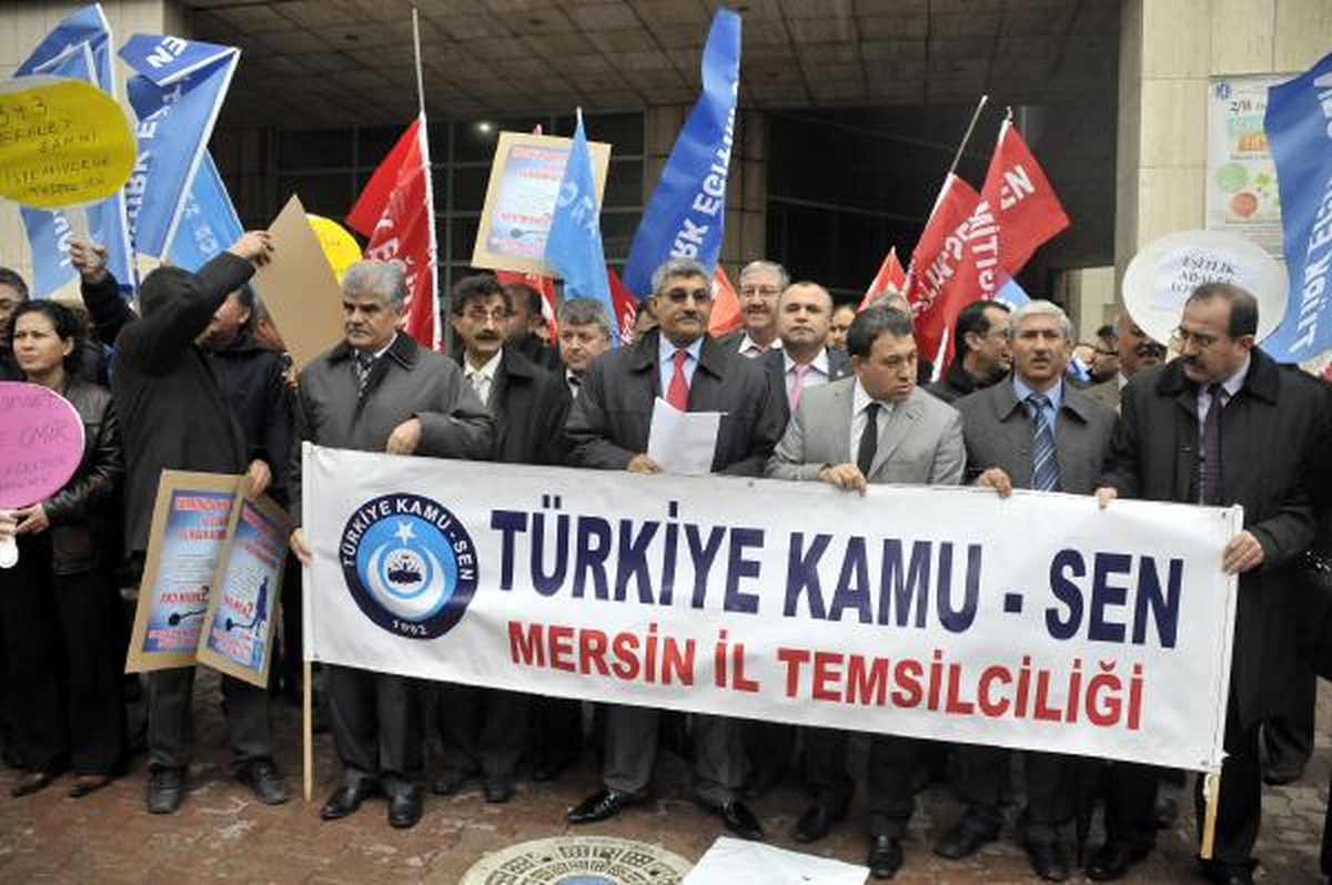 Mersin\'de Memurlardan Bütçe Tepkisi