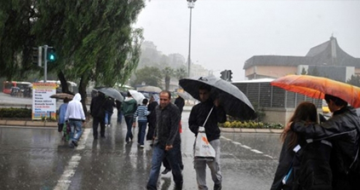 Muğla\'da Sağanak Yaşamı Olumsuz Etkiledi