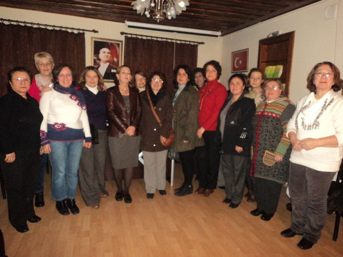 Ödemiş Kadın Meclisi\'nde Nöbet Değişimi