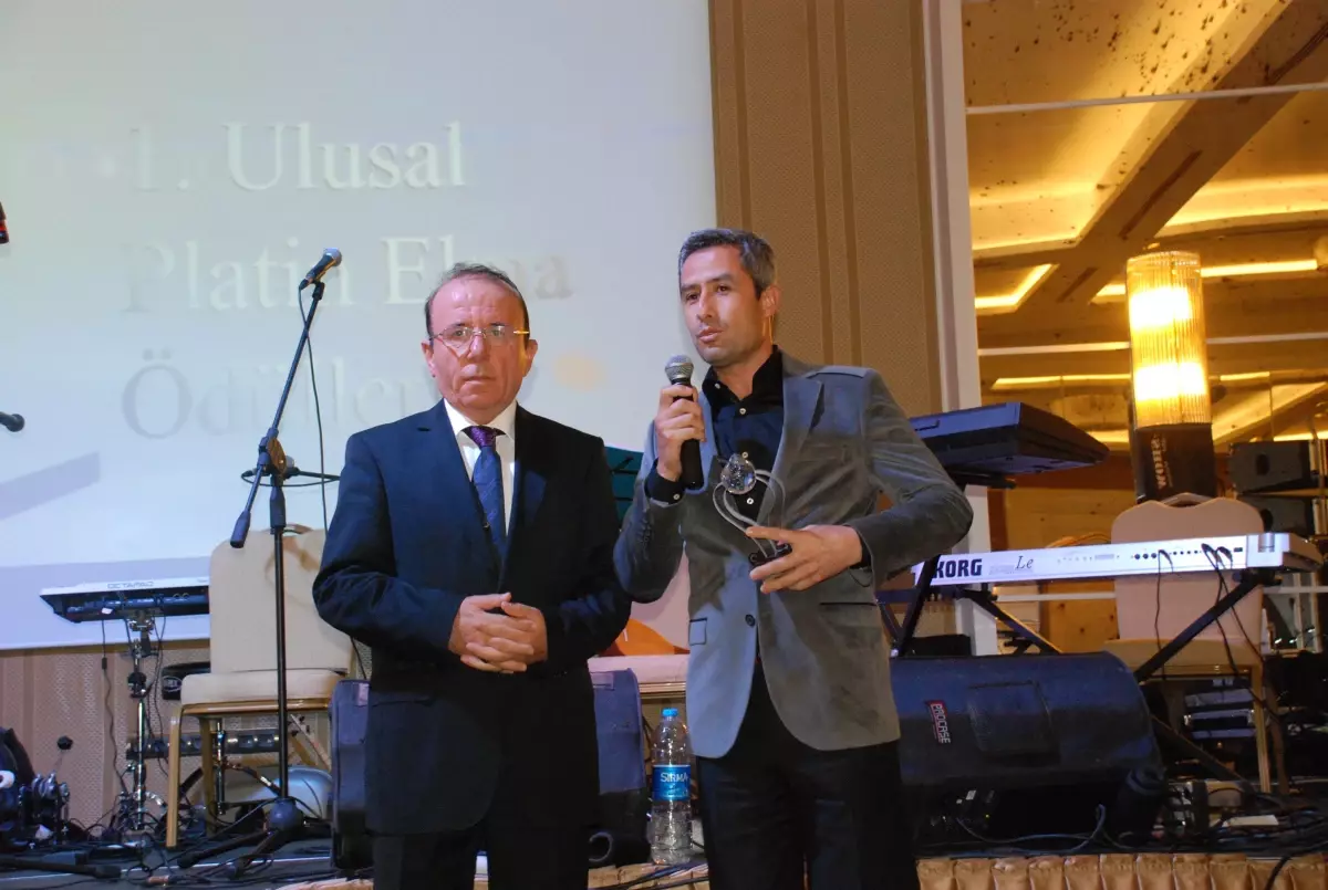 Ödüller Sahibini Buldu