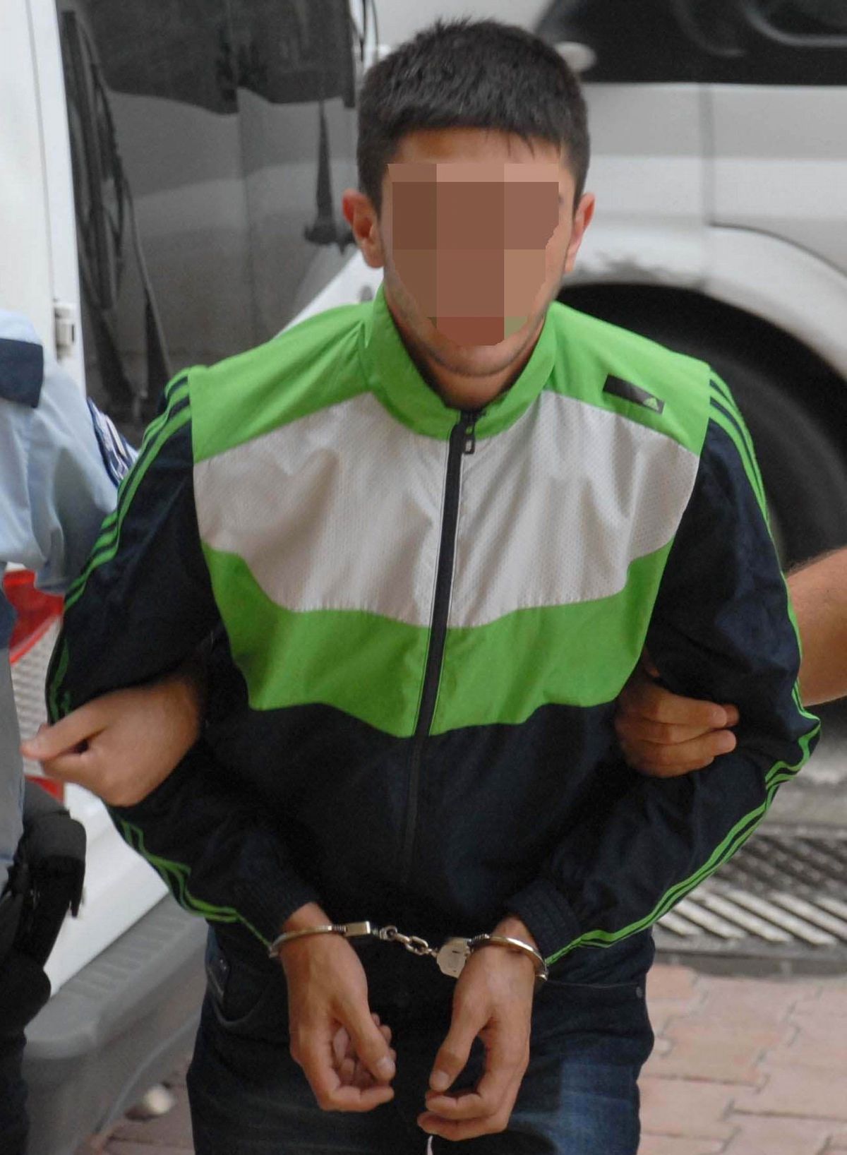 Polise Saldırıya 6 Gözaltı