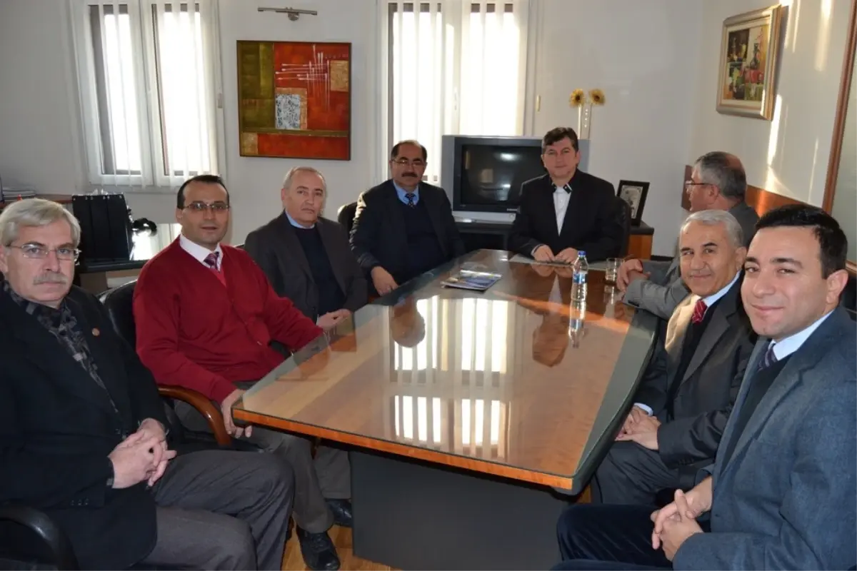 Rektör Şimşek\'ten Makedonya Ziyareti