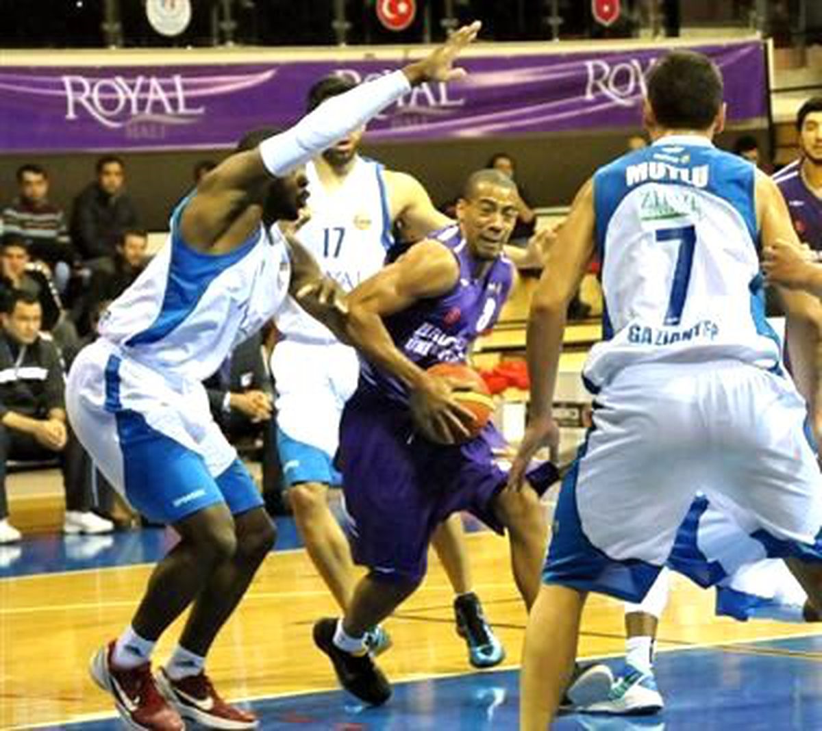 Royal Halı Gaziantep Büyükşehir Belediyespor - Hacettepe Üniversitesi: 78-61