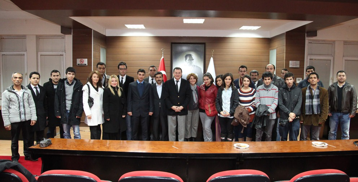 Savaş Eğitimcilere İcraatlarını Anlattı