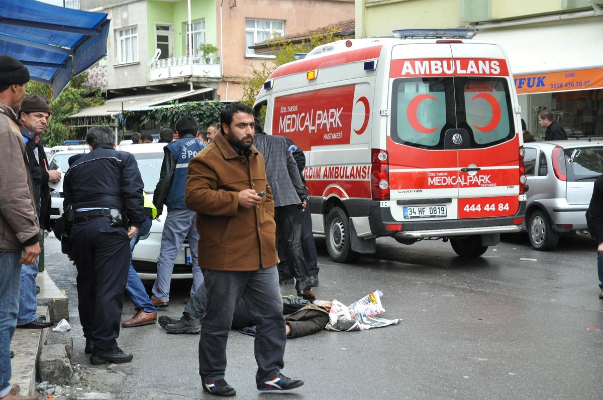 Tarsus\'ta Silahlı Kavga: 1 Ölü, 1 Yaralı