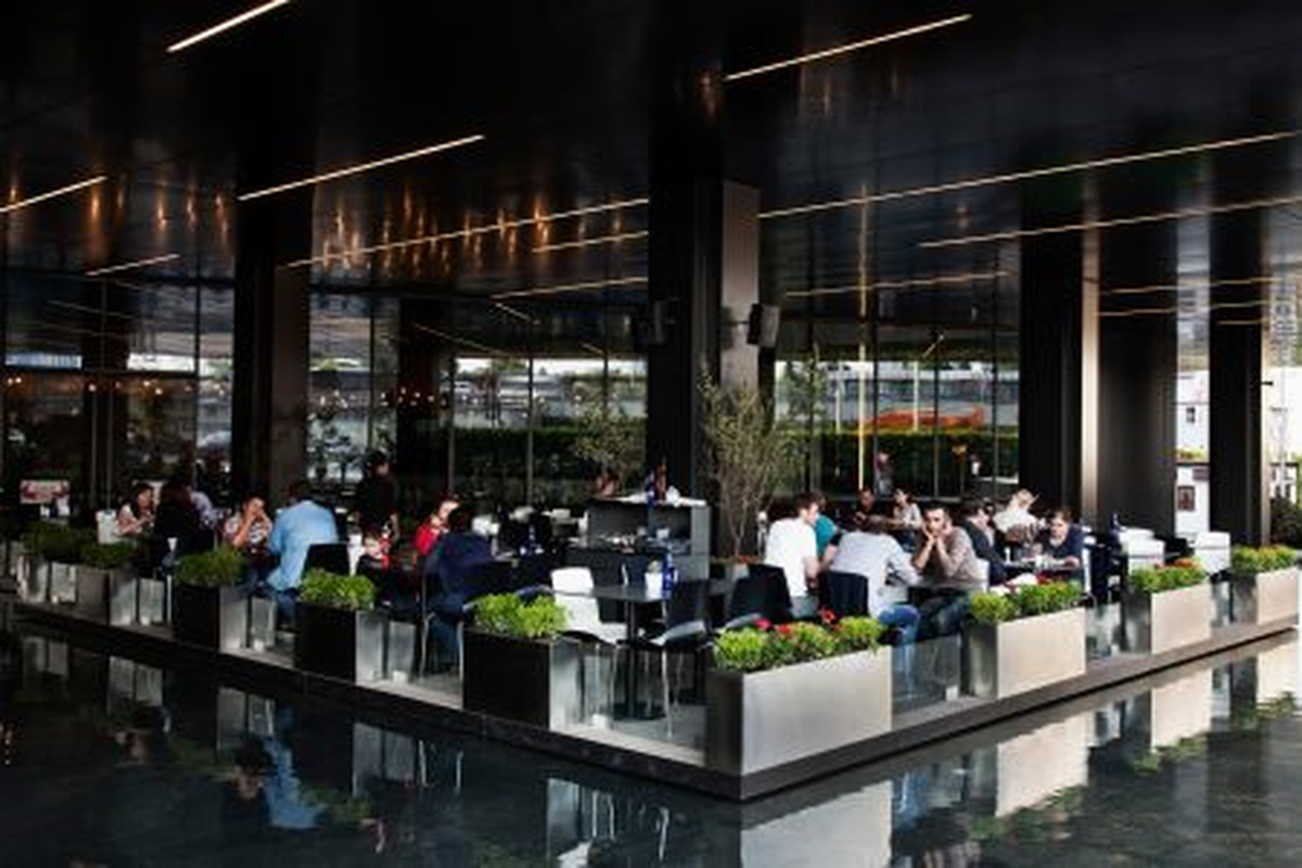 Zamana Meydan Okuyan 45\'likler Gecesi