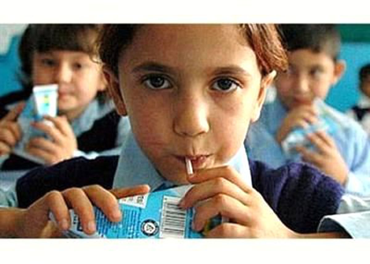 6.1 Milyon Öğrenci 3 Gün \'Süt\' İçecek
