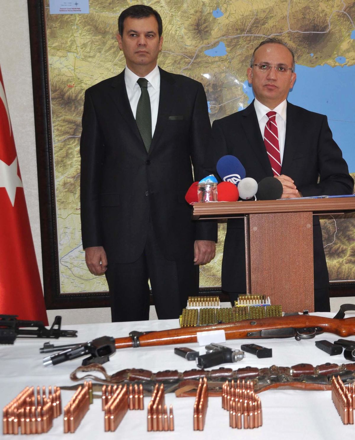 Bitlis\'te Silah Kaçakçılarına Büyük Darbe Vuruldu