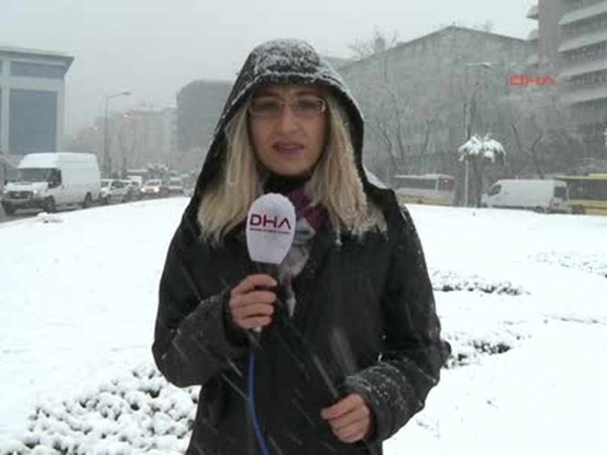 Bursa\'ya Yılın İlk Karı Yağdı