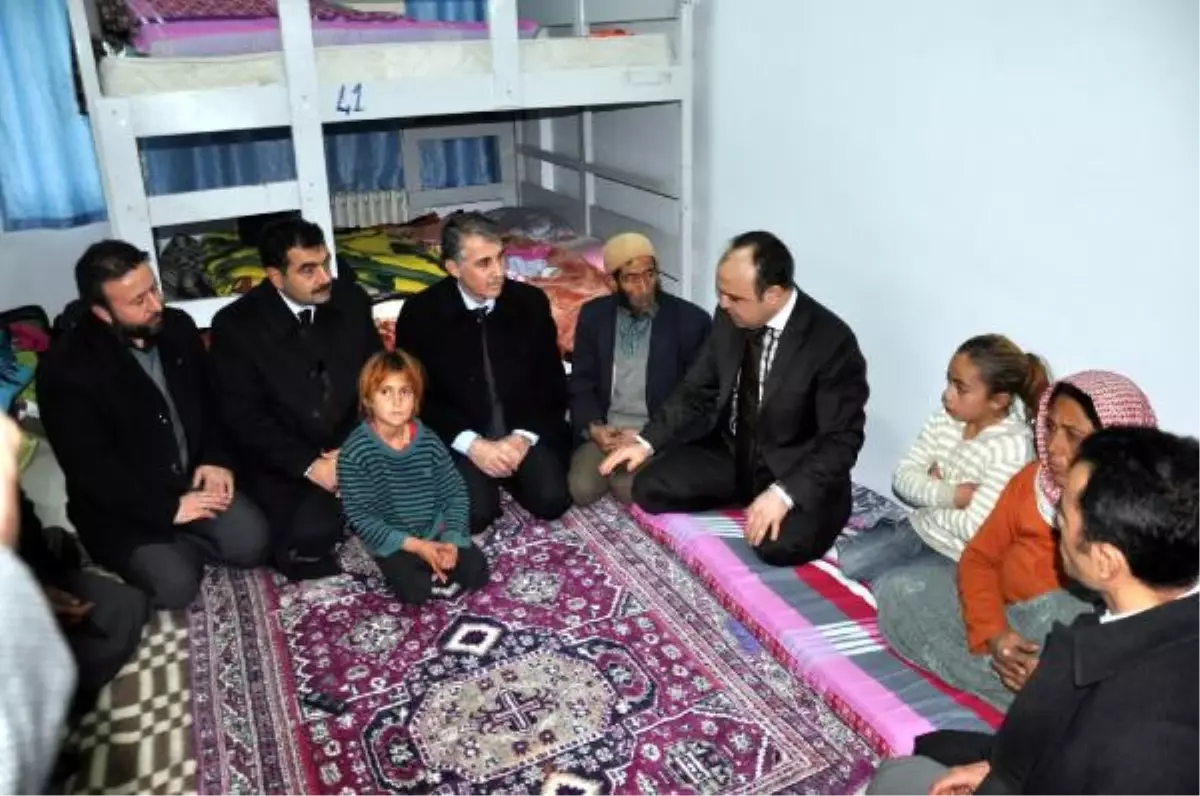 Çadırda Yaşayan Suriyeliler, Yibo'ya Yerleştirildi