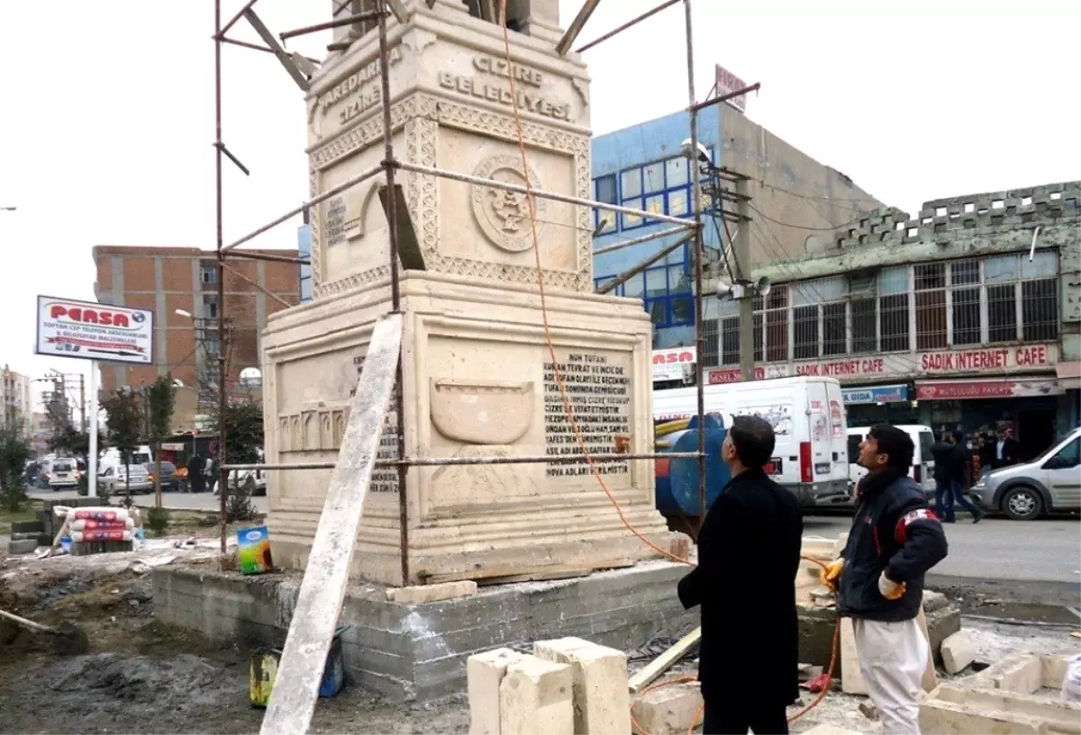 Cizre Belediyesi\'nden Saat Kulesi