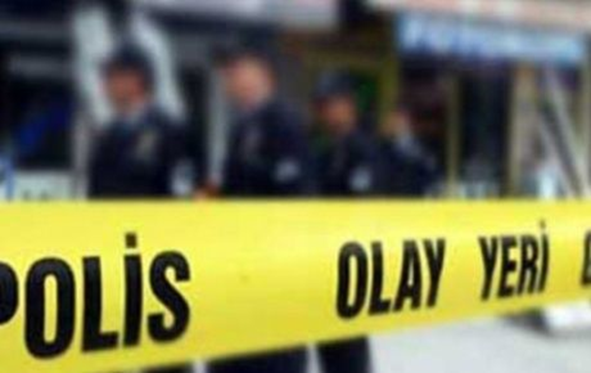 Eşinin Eski Sevgilisine Kurşun Yağdırdı