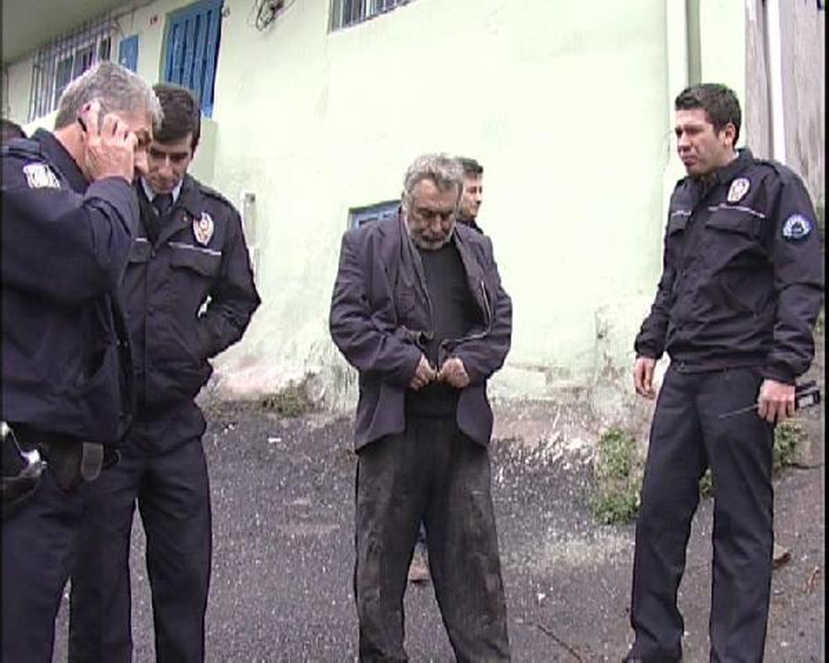 Eyüp\'te Gecekonduda Çökme