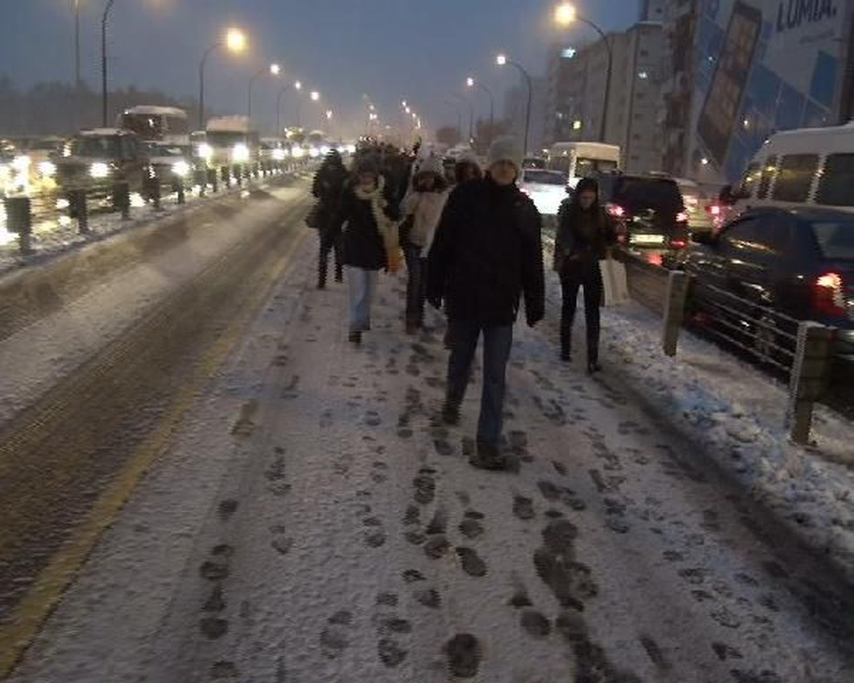 İstanbul\'da Kar Yağışı Devam Edecek