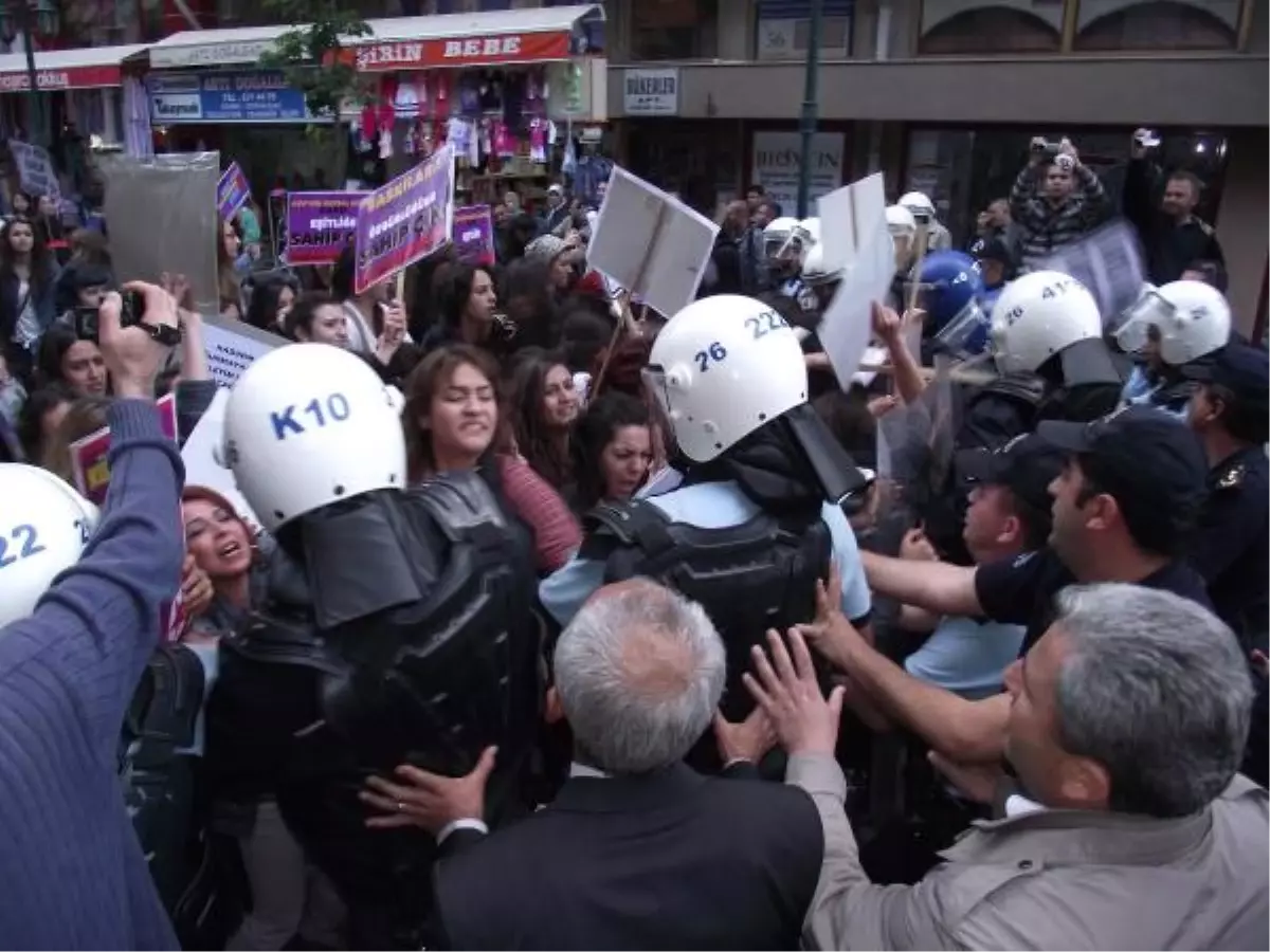 Kürtaj Yürüyüşüne Katılan 55 Kişiye 3 Yıla Kadar Hapis İstemi