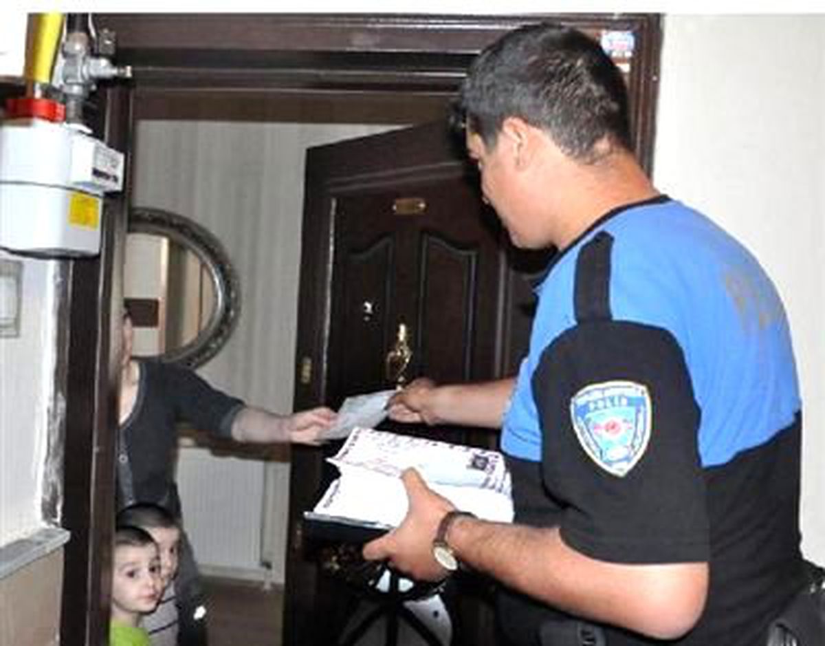 Mahallenizin Polisini Öğrenin