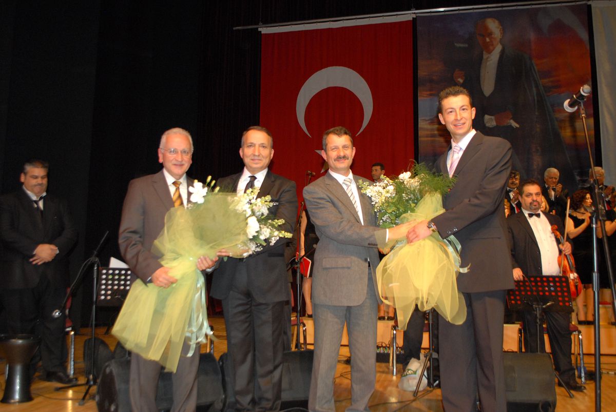 Makü Tsm Korosu\'ndan Muhteşem Konser