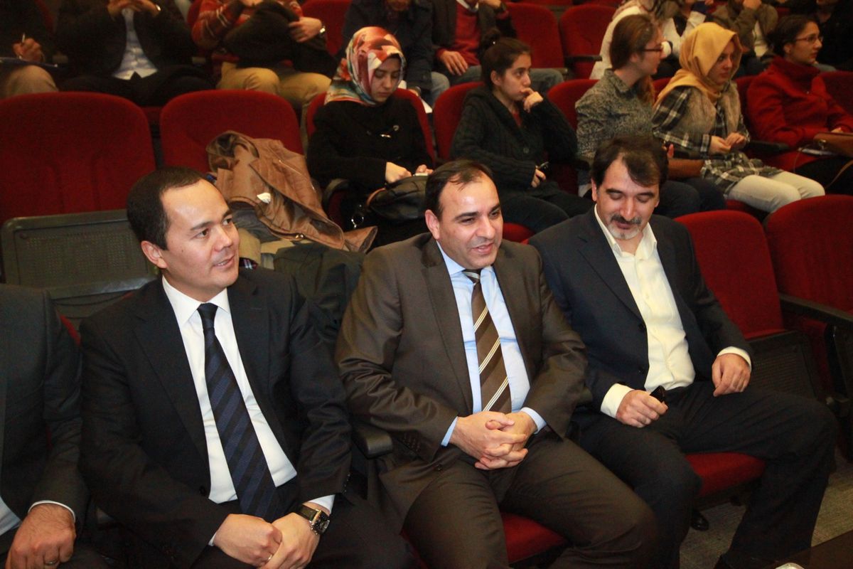 Melikşah Üniversitesi\'nde Arap Baharı ve Orta Doğu Konulu Söyleşi Gerçekleştirildi