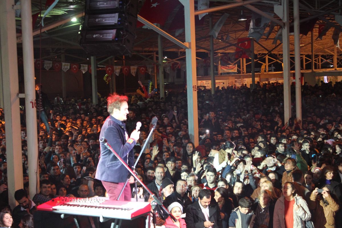 Mustafa Ceceli, Turunçgil Festivali\'nde Coşturdu