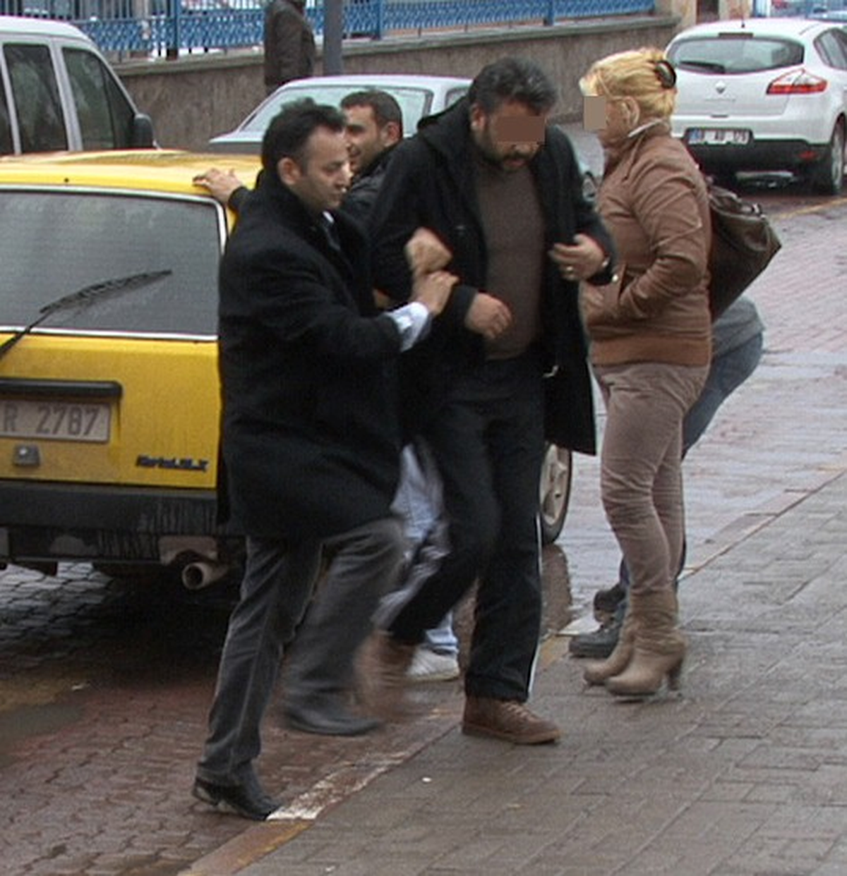 (Özel Haber) Dövdüğünü Kadına Zorla Fuhuş Yaptırdığı İddiası