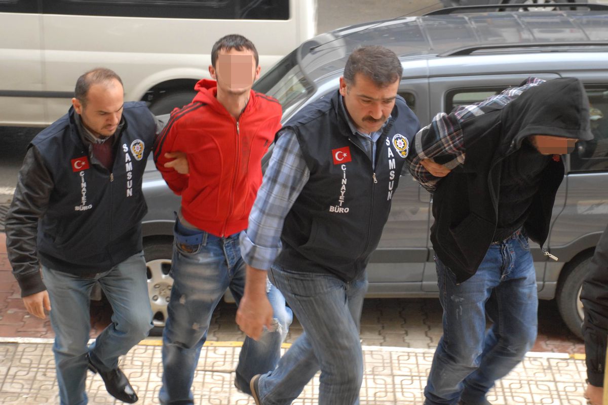 Polisin Hastanelik Edilmesine 5 Tutuklama