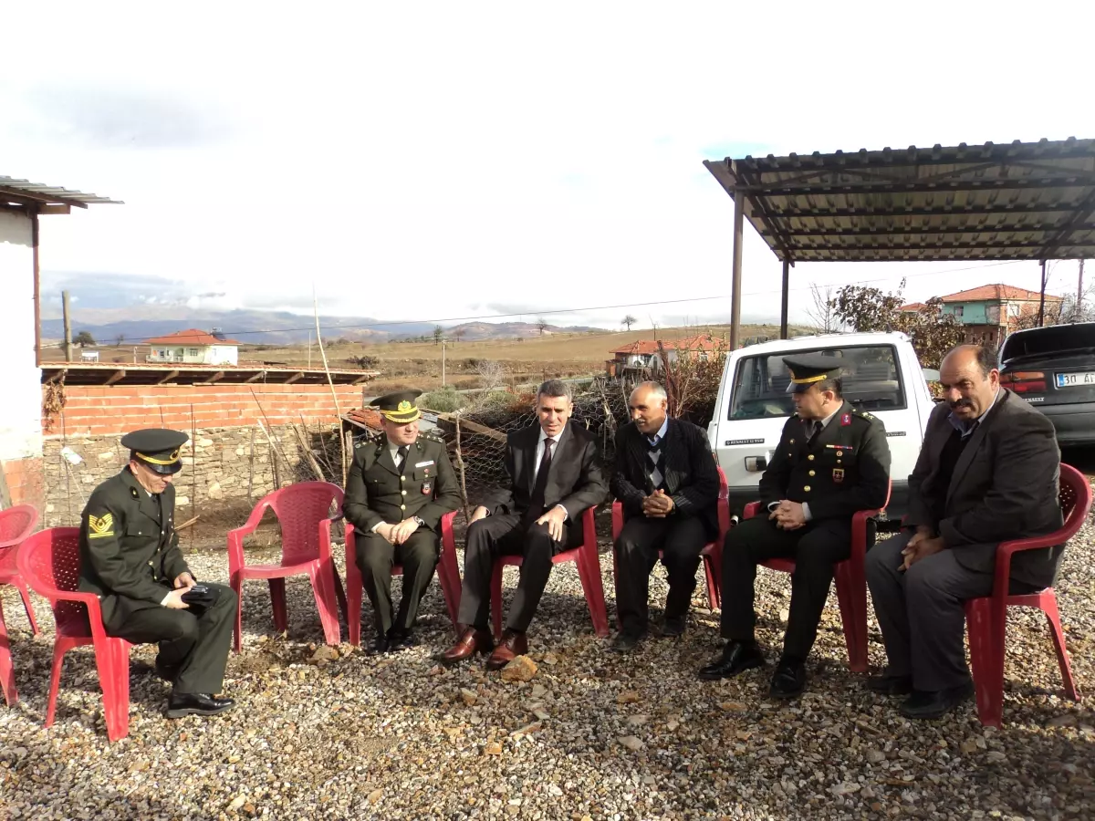 Şehit Güler\'in Şehadet Belgesi Ailesine Verildi