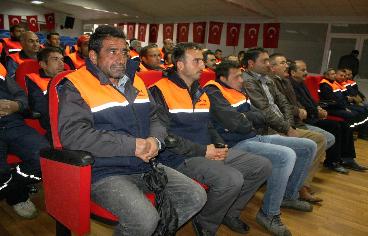 Toroslar Belediyesi\'nde İlk Yardım Semineri