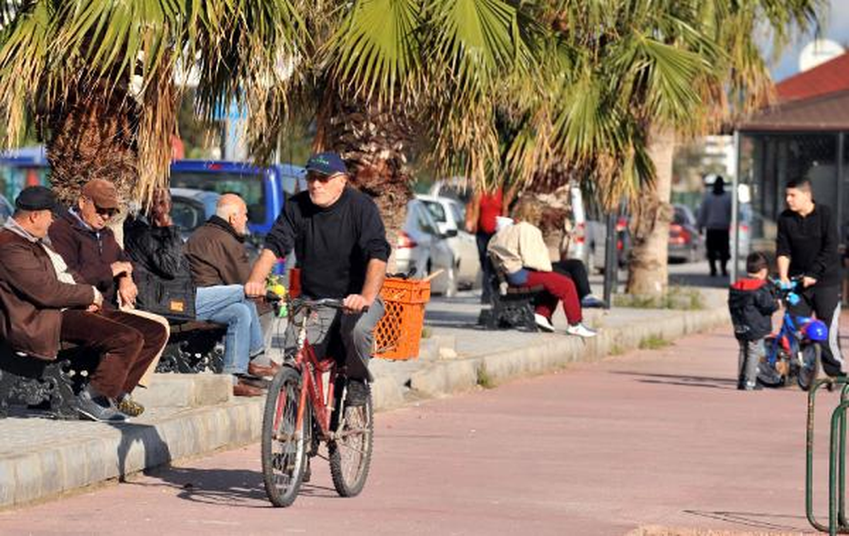 Türkiye\'de Kar, Antalya\'da Bahar