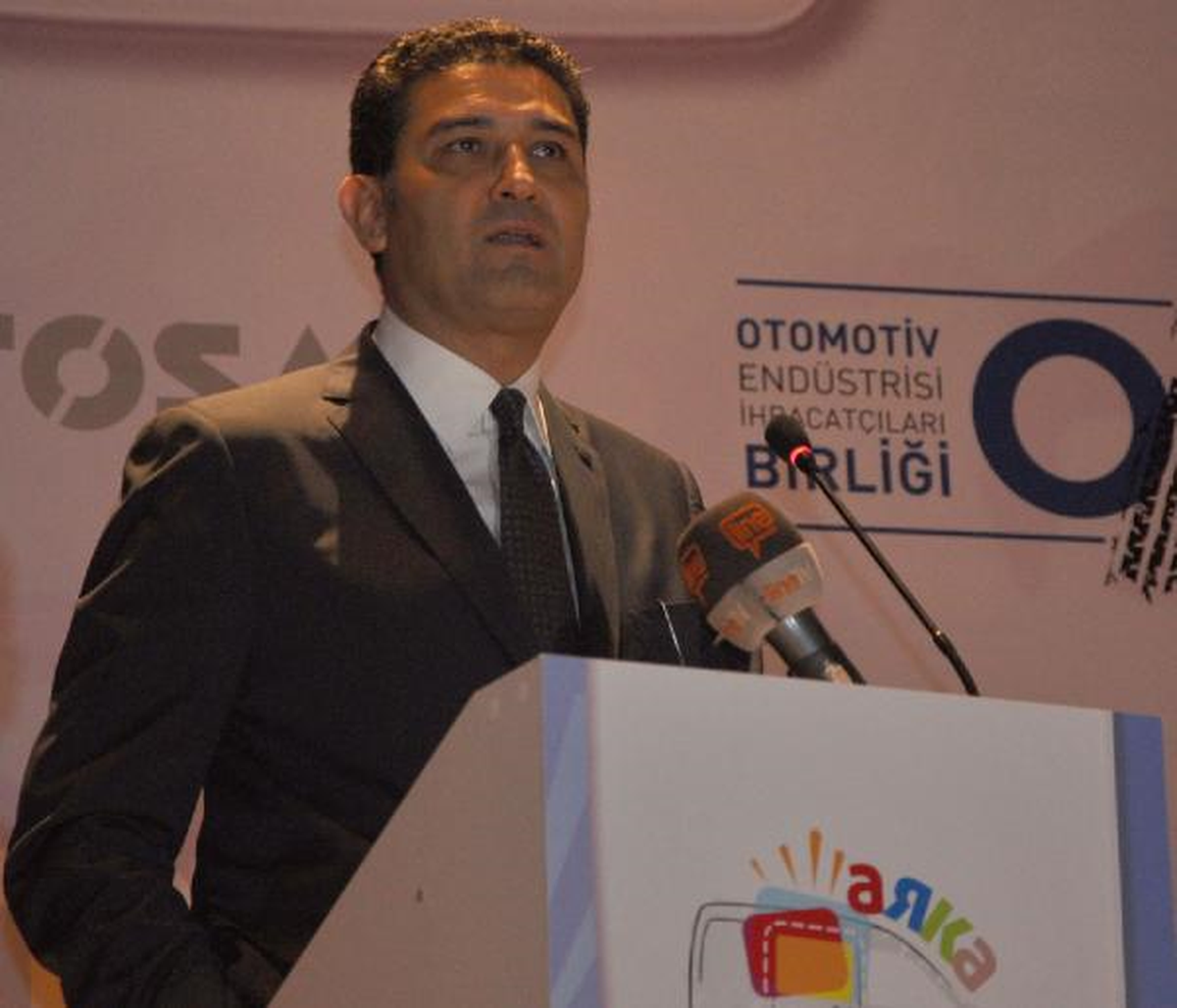 Türkiye\'nin İlk Yeşil Bina Sertifikası Otomotiv Lisesi\'nin