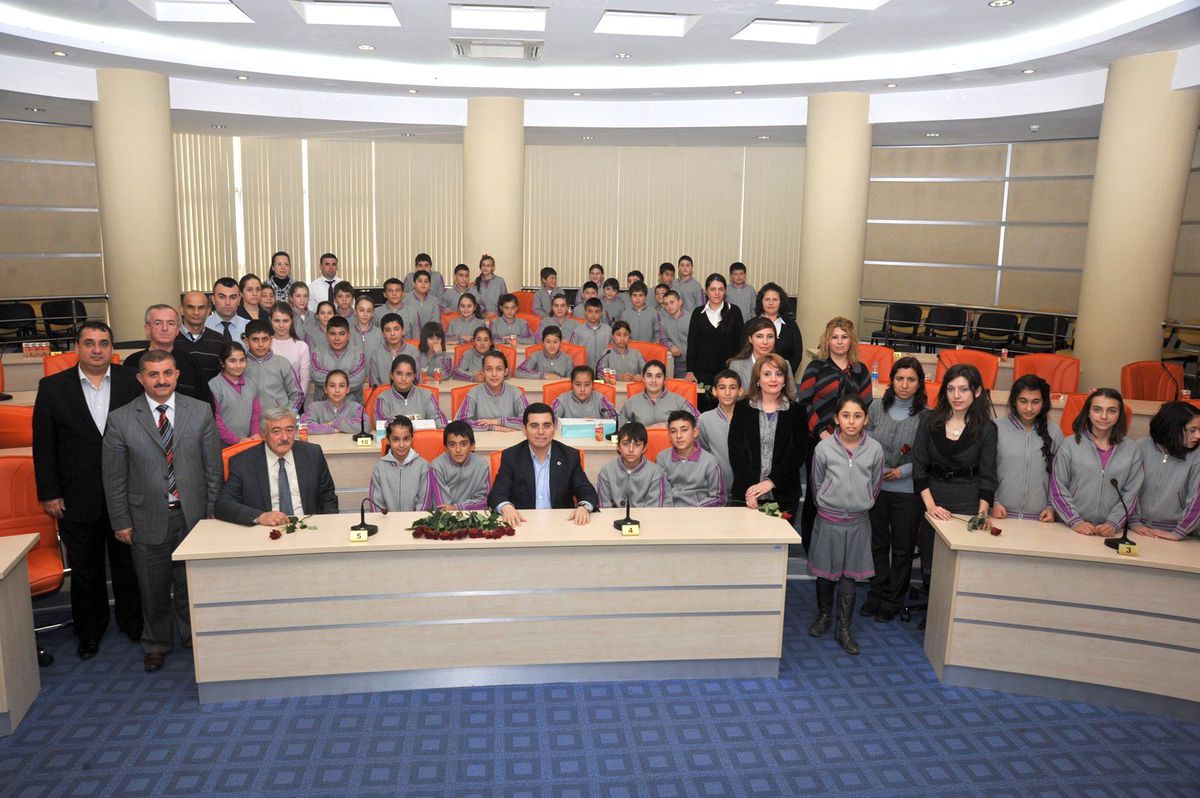 Tütüncü 2,5 Ayda 3 Bin 220 Öğrenciye Ders Verdi