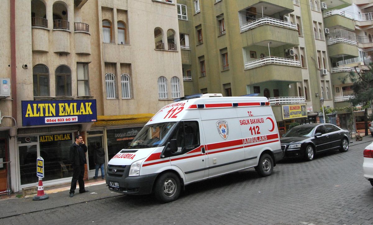 52 Yaşındaki Kadın Kendini Astı