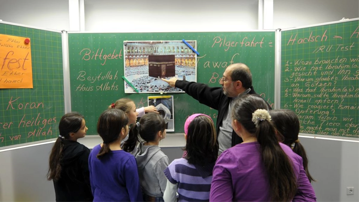 Almanya\'da İslam Dini Dersi İçin Öğretmen İhtiyacı