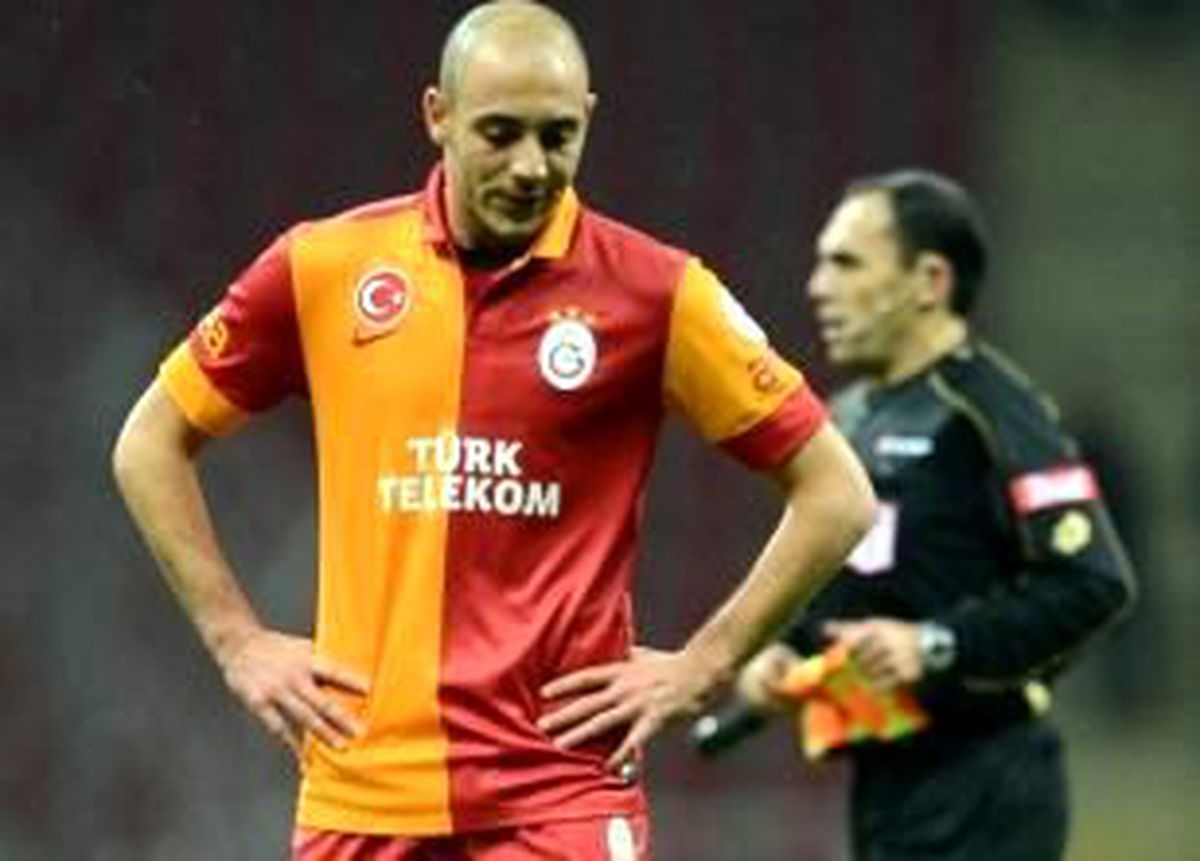 Amrabat, Afellay\'ı Bekliyor