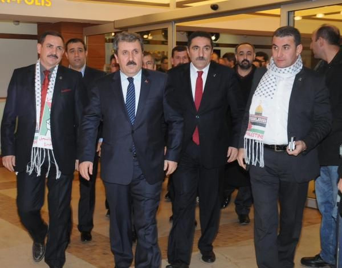 BBP Genel Başkanı Destici Yurda Döndü
