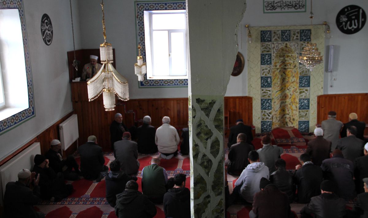 Camilerde Atların Dışarıya Bırakılmaması İçin Duyuru