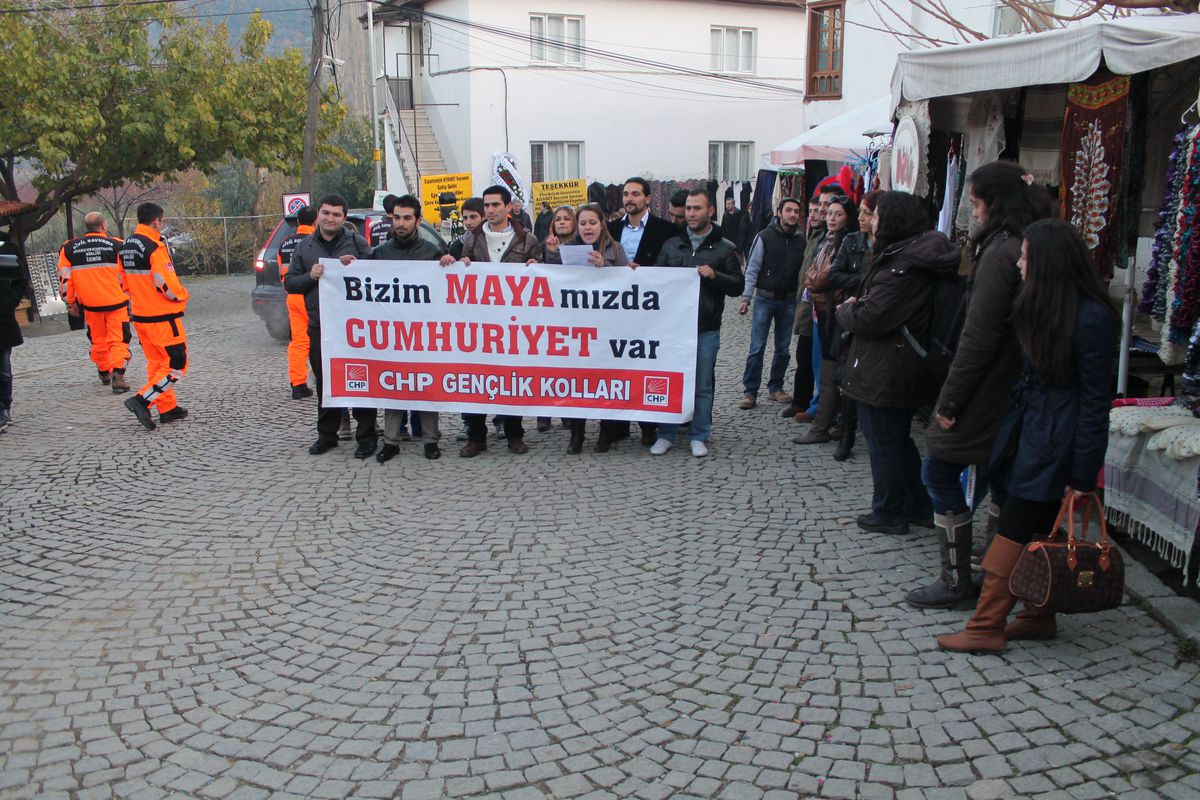 CHP Gençlik Kollarından "Kıyamet" Yürüyüşü