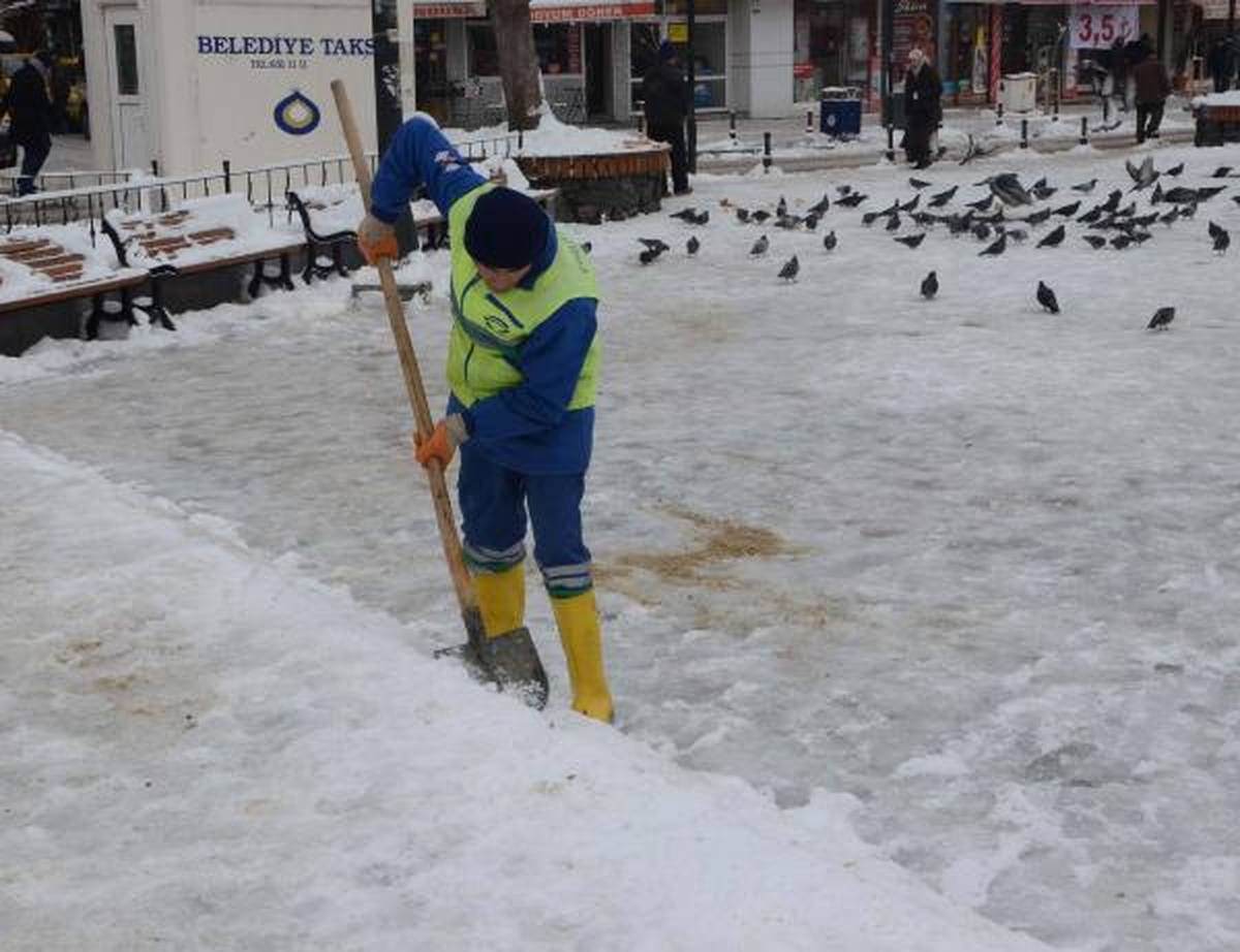 Çorlu\'da Uçak Seferleri İptal